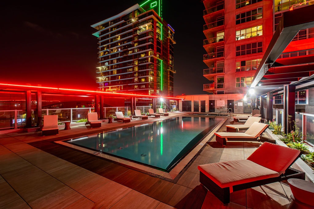 Pool of the Best Apartments in San Diego